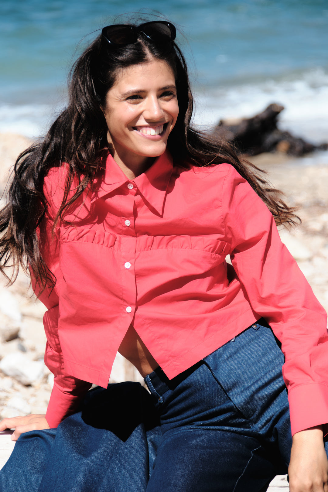 CROP TRUST TOP RUFFLED ROUGE